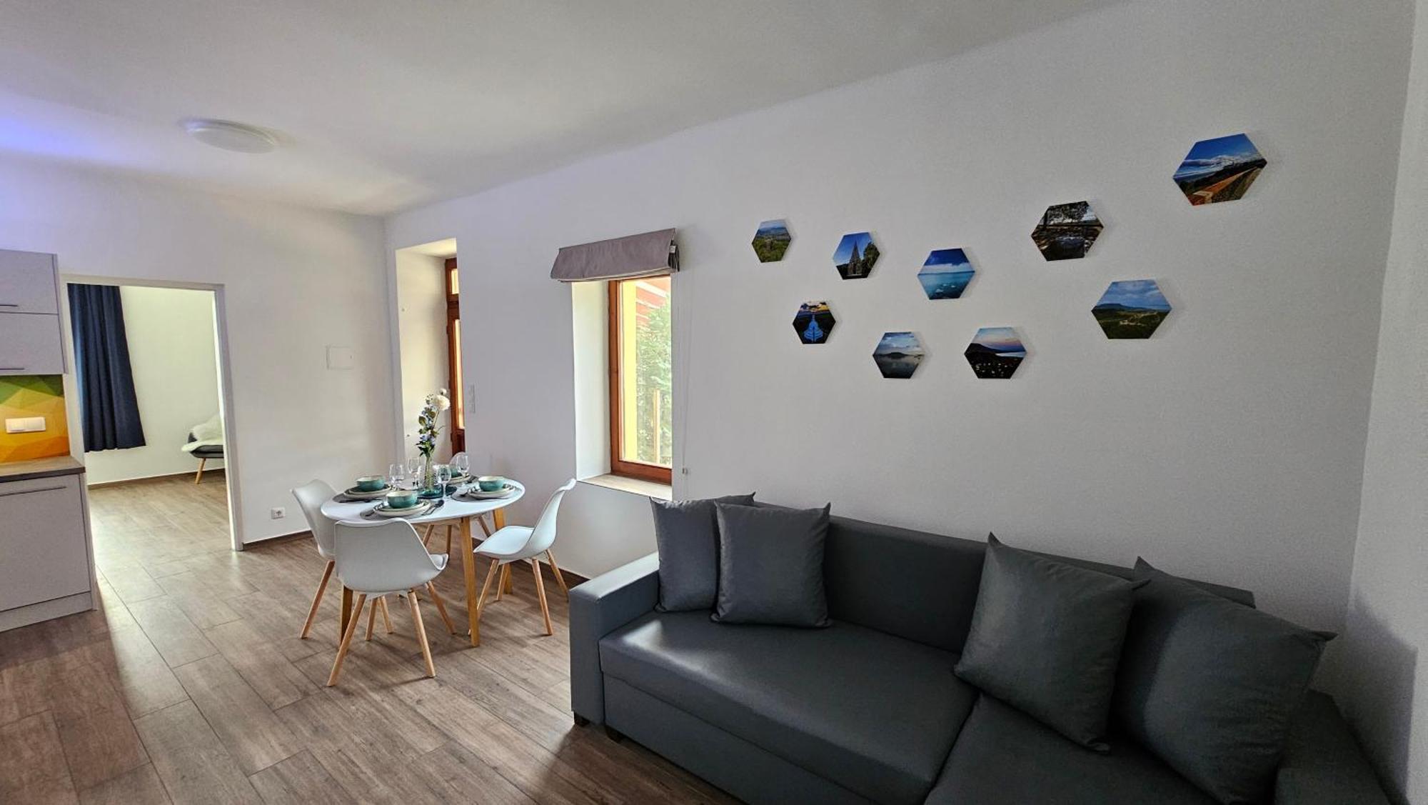 Menta Holiday Home باداتشونيتوماي المظهر الخارجي الصورة